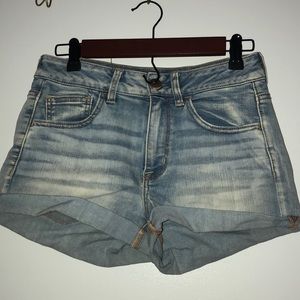 American Eagle Light Wash Rolled Hem Jean Short